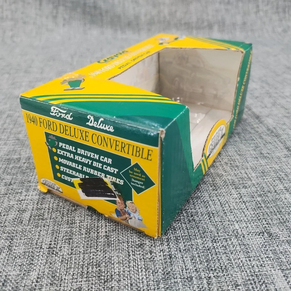 Crayola Gearbox Diecast 1940 Ford Deluxe Yellow Pedal Driven Car 1998